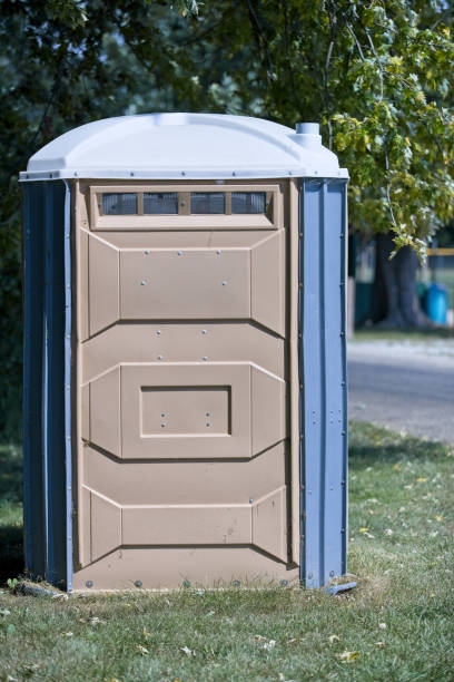 Best Porta potty rental near me  in Saybrook Manor, CT